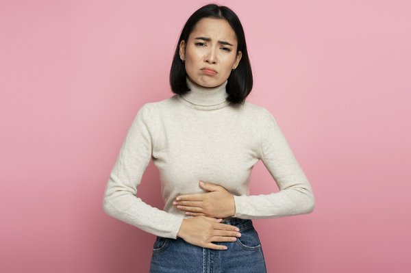 Comment gérer la constipation fréquente pendant la grossesse avec des remèdes naturels?